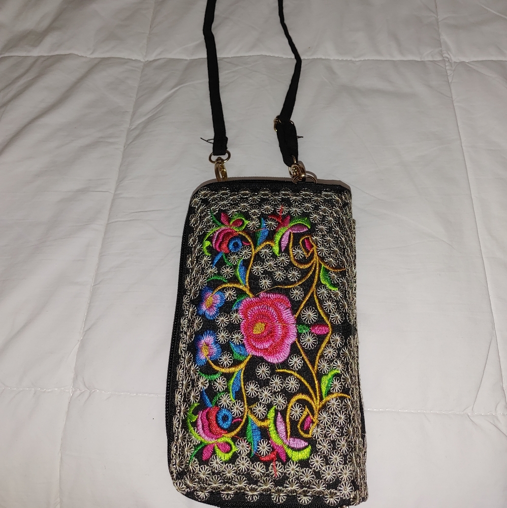 Purse / wallet and phone